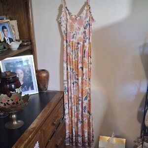 Patrons of Peace Floral Maxi Dress with Spaghetti Straps Size X-Small
